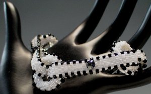 abw1som6-bw-moneyshot1-hires-full